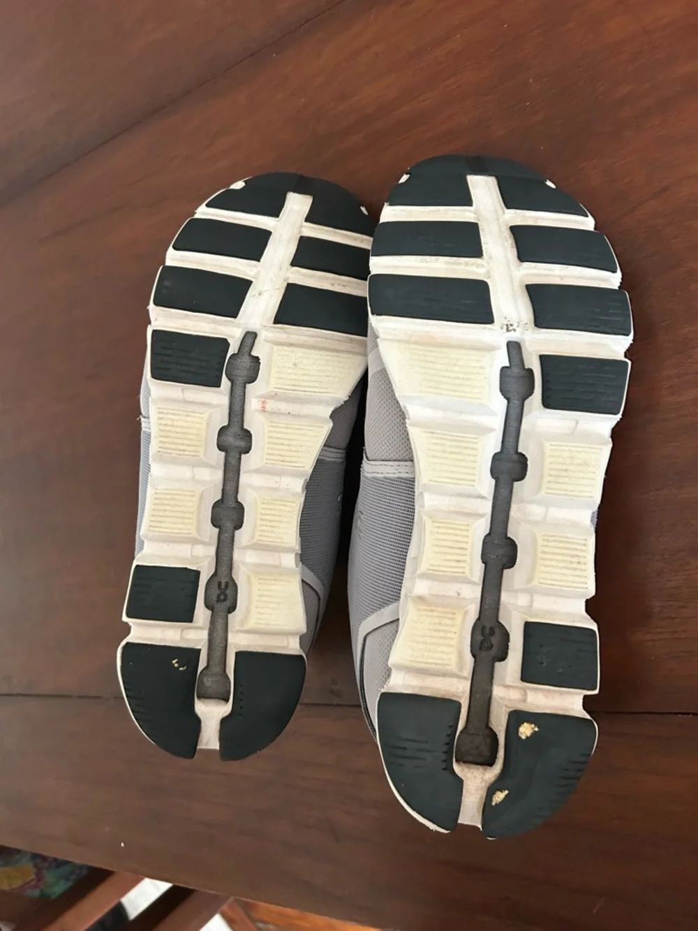 On Running Cloud 5 White waterproof Runner Sneakers Size10 - Picture 10 of 13